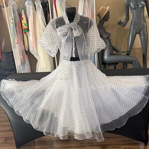 Chic White Polka Dot Long Sleeve Dress